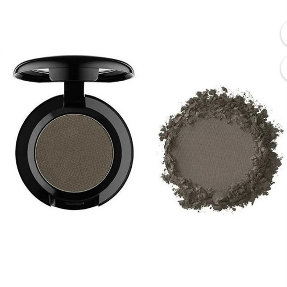 NYX Professional Makeup Nude Matte Eye Shadow Confession - Picture 2 of 2